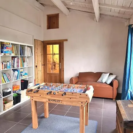 Le Terrier 250 M2 Grande Capacite 20 Couchages, 4500m2 De Terrain Holiday home