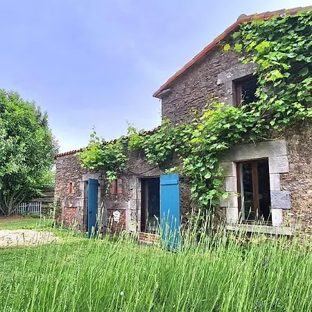 Holiday home Le Terrier 250 M2 Grande Capacite 20 Couchages, 4500m2 De Terrain *