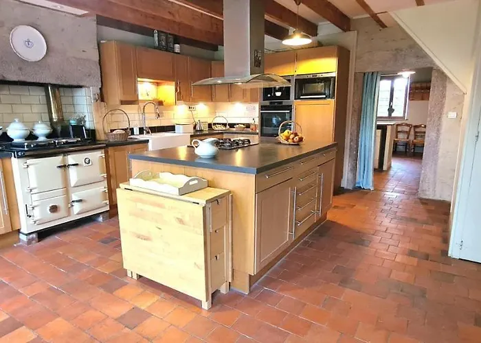 Le Terrier 250 M2 Grande Capacite 20 Couchages, 4500m2 De Terrain