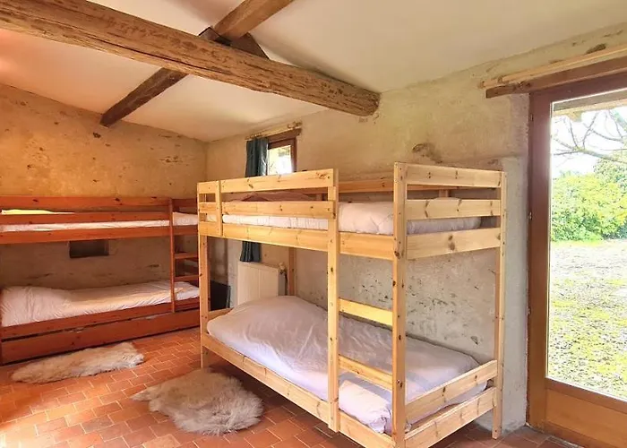 Holiday home Le Terrier 250 M2 Grande Capacite 20 Couchages, 4500m2 De Terrain