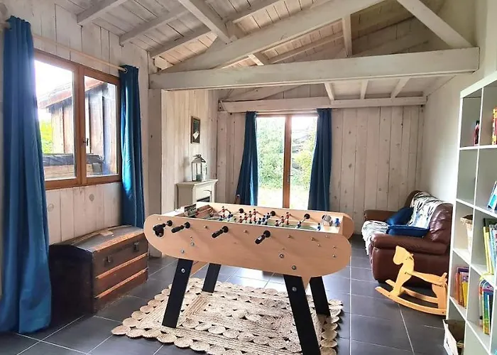 Le Terrier 250 M2 Grande Capacite 20 Couchages, 4500m2 De Terrain بيت للعطل Saint-Pierre-du-Chemin