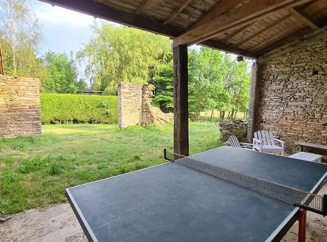 Le Terrier 250 M2 Grande Capacite 20 Couchages, 4500m2 De Terrain بيت للعطل *