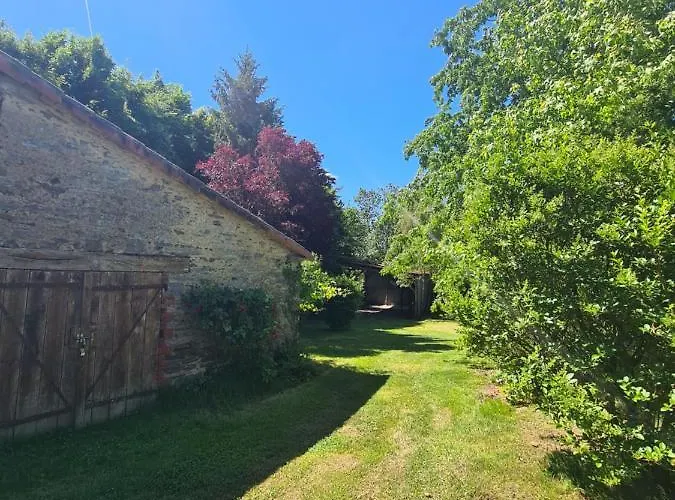 Le Terrier 250 M2 Grande Capacite 20 Couchages, 4500m2 De Terrain Saint-Pierre-du-Chemin