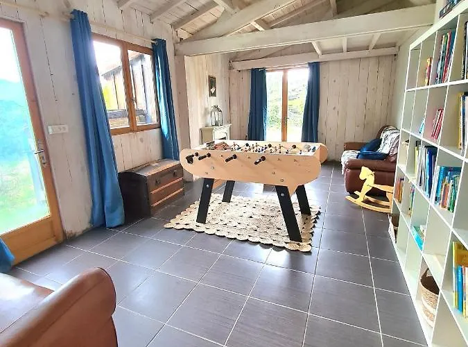 Le Terrier 250 M2 Grande Capacite 20 Couchages, 4500m2 De Terrain بيت للعطل Saint-Pierre-du-Chemin